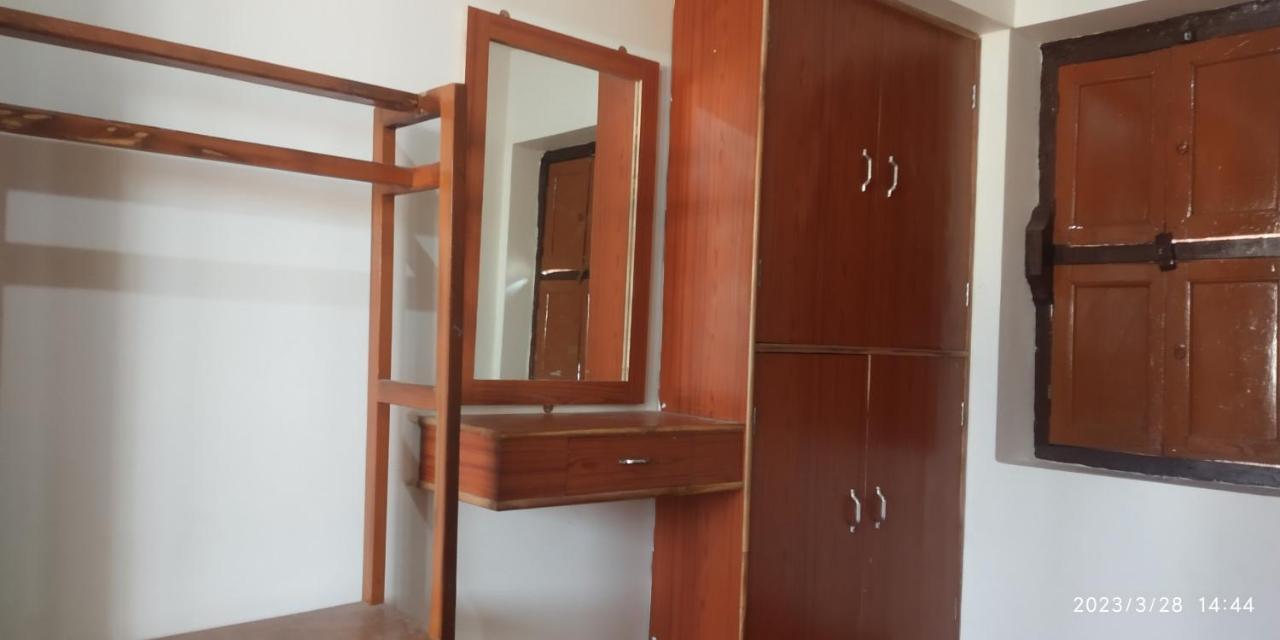 Bhuban Heritage Inn Пури Экстерьер фото